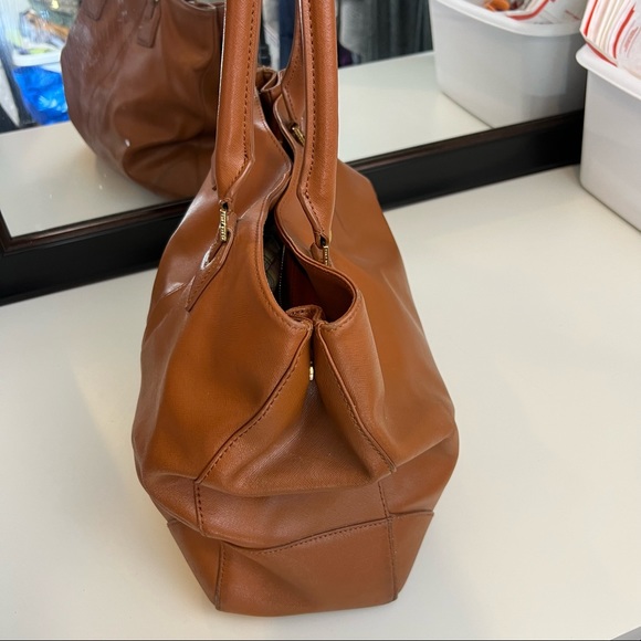 Tory Burch Robinson Brown Leather Large Tote Bag - Picture 3 of 16